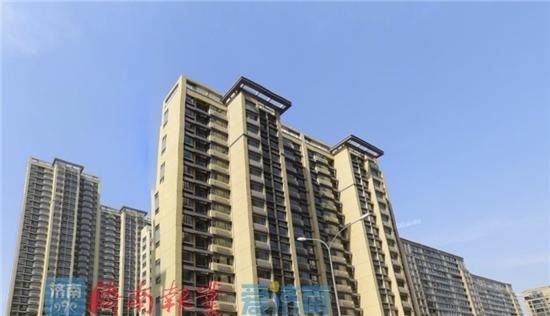 业主投诉淮海置业：不交代理费就办不了房产证？