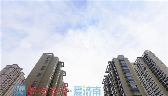 业主投诉淮海置业：不交代理费就办不了房产证？