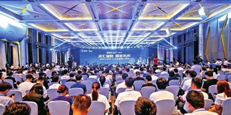 深圳宝安：金融活水汩汩奔涌 领湾之城扬帆破浪