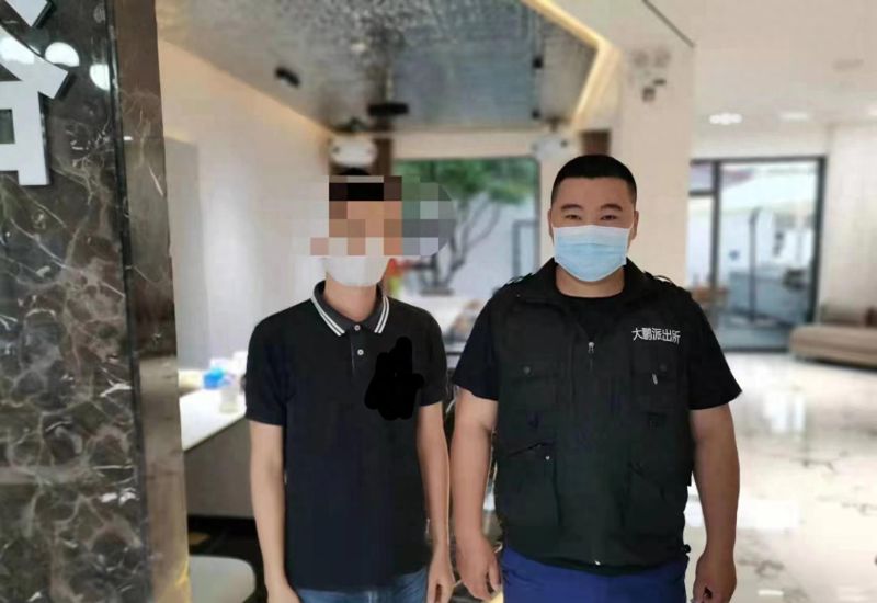 深圳一男子遭遇“虚假贷款”诈骗差点损失百万元，大鹏民警及时劝阻