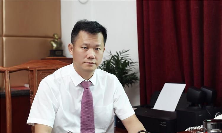深圳龙华区贷款解析:借贷需谨慎,火焰鸟金融为您保驾护航 深圳龙华区贷款解析:借贷需谨慎,火焰鸟金融为您保驾护航