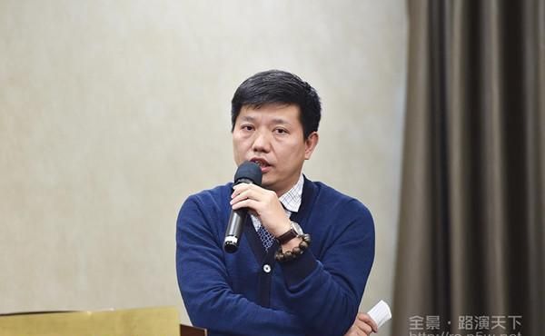 普利凯拟向银行合计申请不超过1000万贷款 股东吴小强及其配偶刘曦提供担保 普利凯拟向银行合计申请不超过1000万贷款 股东吴小强及其配偶刘曦提供担保