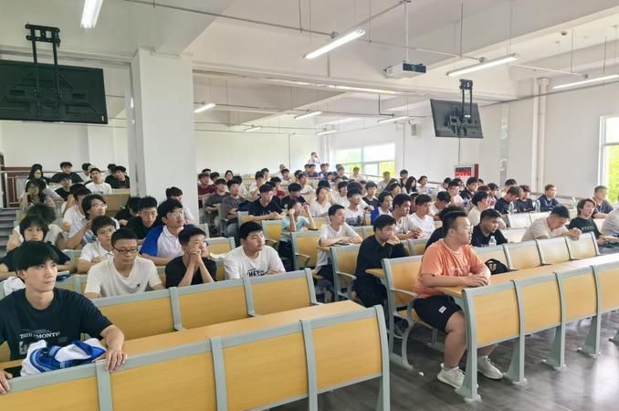 惠州盛通贷款有限公司,专业与诚信的金融服务伙伴 惠州盛通贷款有限公司,专业与诚信的金融服务伙伴