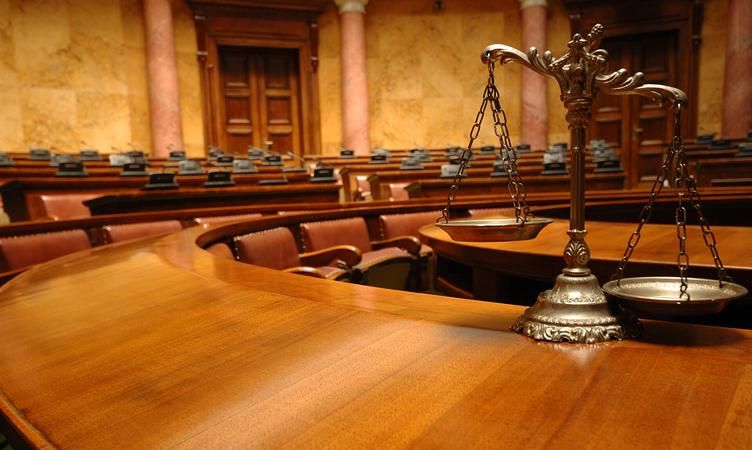 房产抵押公证，保障与风险的权衡