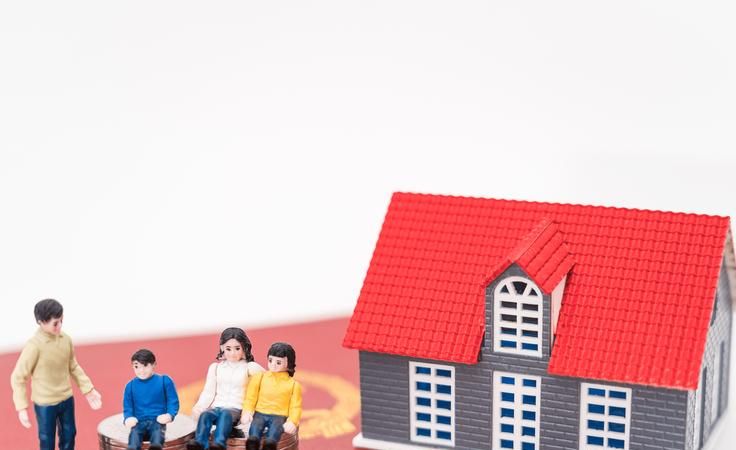 房产证上是爸爸的名字是否可以抵押贷款，需要根据具体情况来判断。